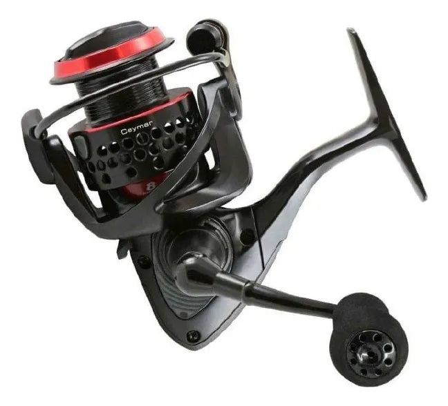 Carrete Okuma Ceymar C-35 / Rio Lago Muelle / Color Negro - Rojo